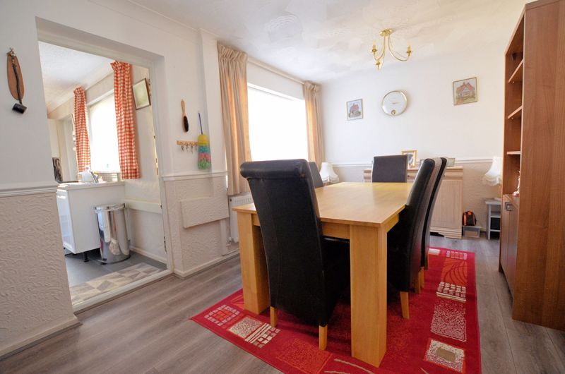 3 bed house for sale in Barn Piece  - Property Image 3
