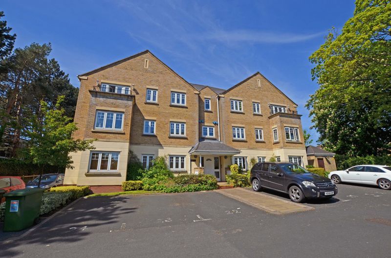 2 bed flat to rent in Union Place - Property Image 1