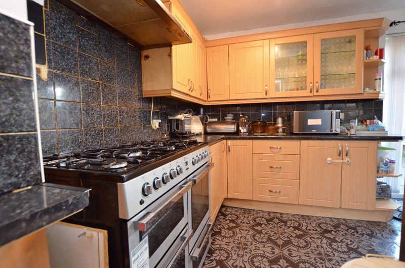 3 bed house for sale in Wolverhampton Road 11