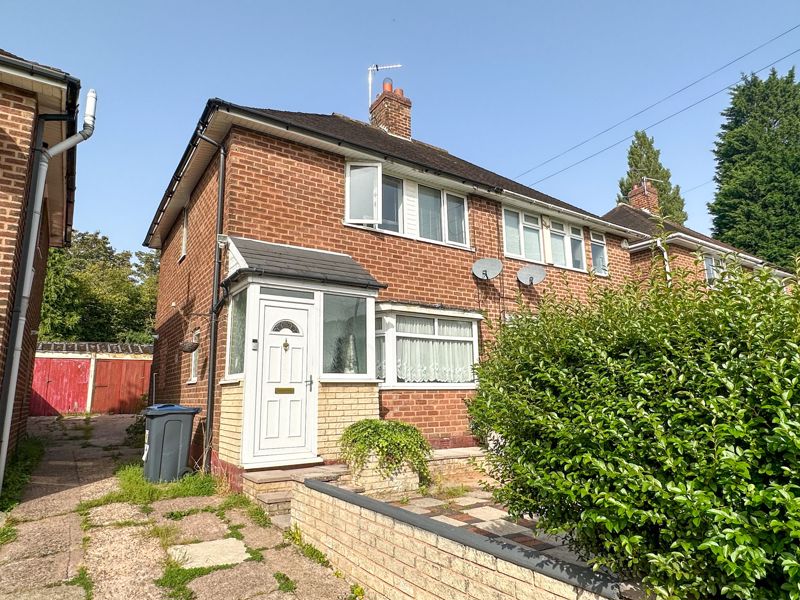 2 bed house to rent in Overdale Road - Property Image 1