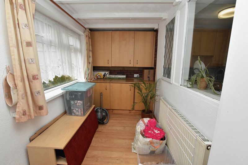 2 bed house to rent in Overdale Road  - Property Image 5