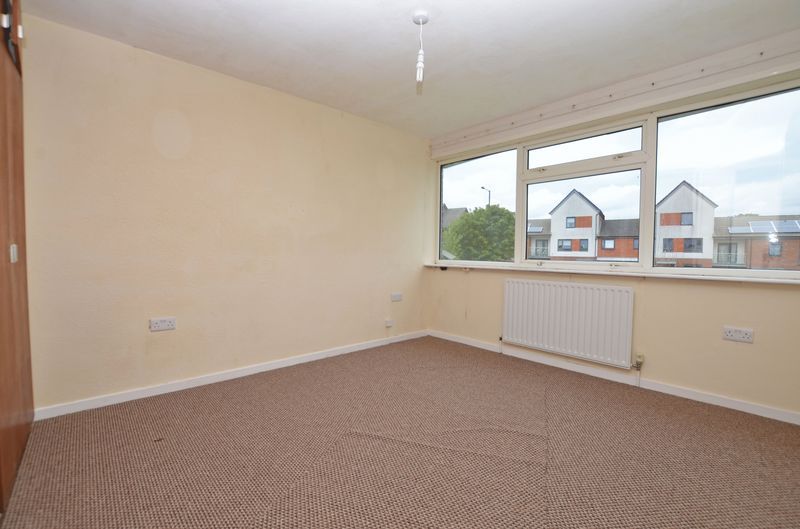 3 bed house to rent in Merritts Hill  - Property Image 10