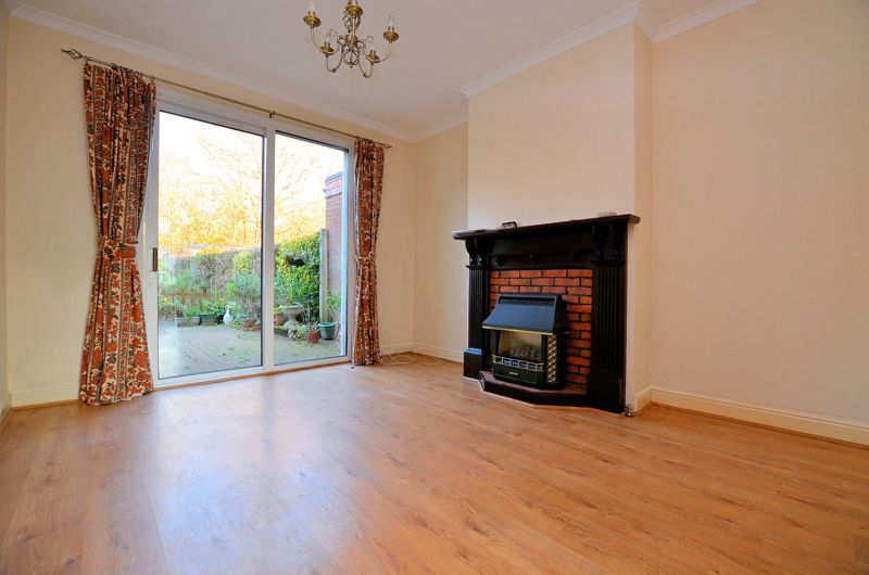 3 bed house for sale in Clive Road  - Property Image 3