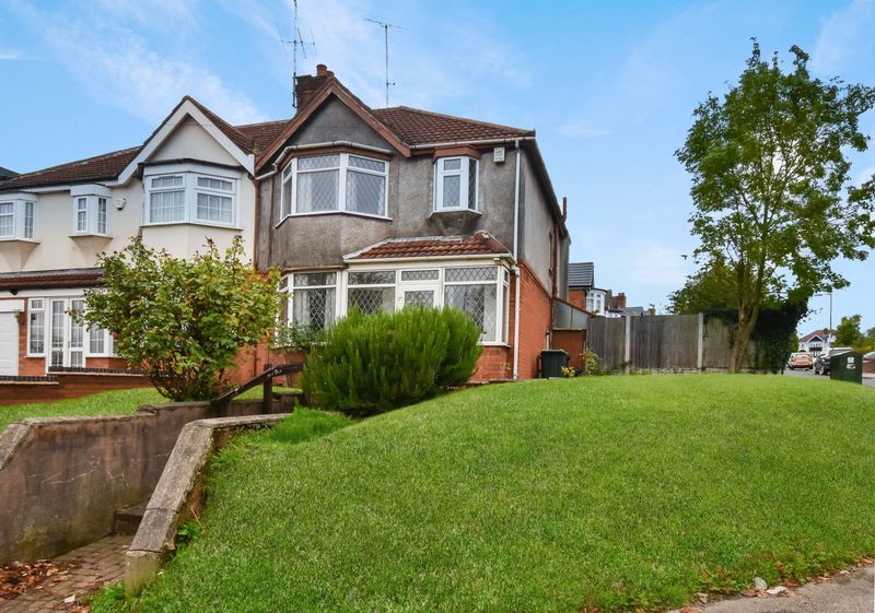 3 bed house for sale in Hagley Road West 1