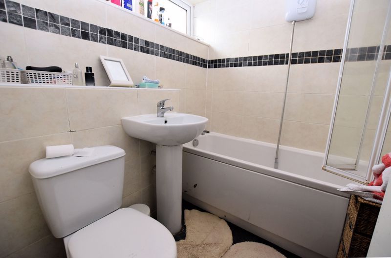1 bed flat for sale in Gorsly Piece  - Property Image 4