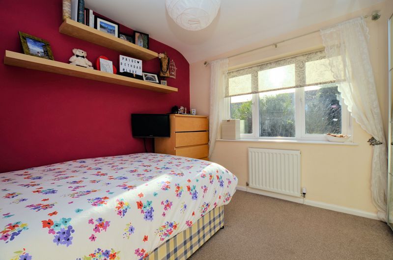 3 bed house for sale in Oakdale Close 10