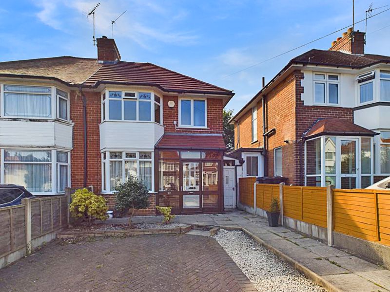 3 bed house for sale in Stanfield Road  - Property Image 1