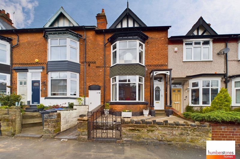 3 bed house for sale in Rathbone Road 1