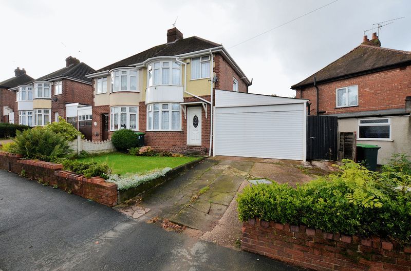 3 bed house for sale in Defford Drive  - Property Image 1