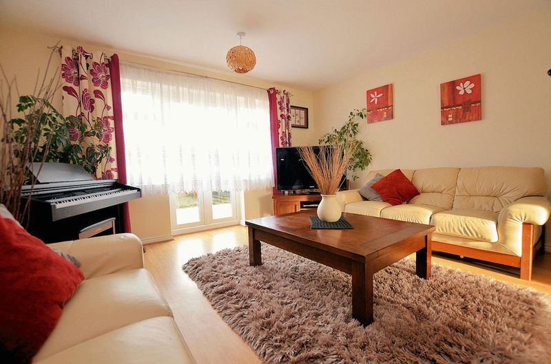 3 bed house for sale in Clay Lane  - Property Image 10